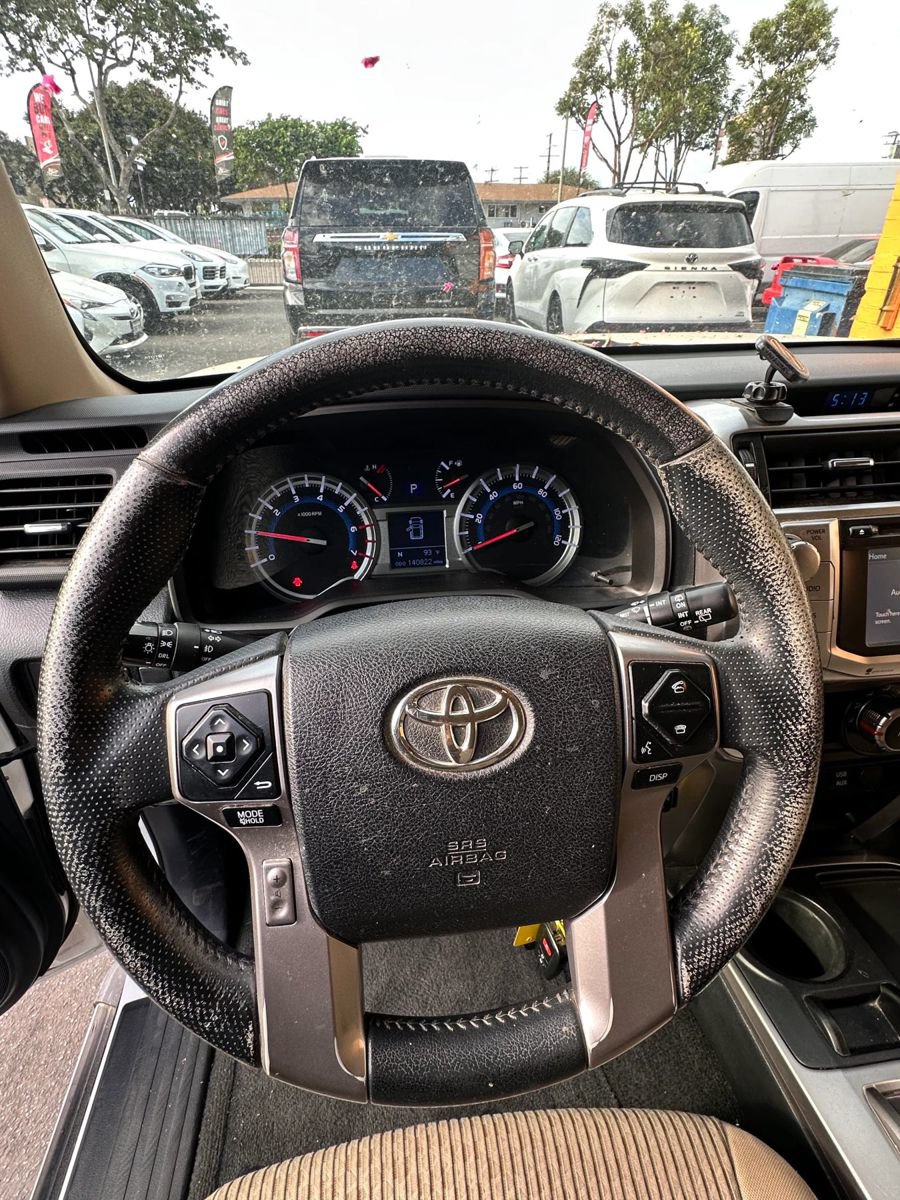 Used 2016 Toyota 4Runner SR5 RWD image 4
