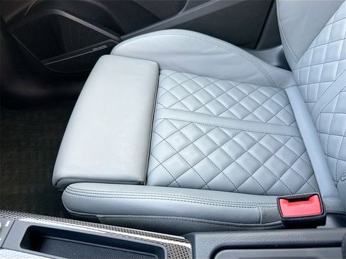 Used 2018 Audi SQ5 Premium Plus image 22