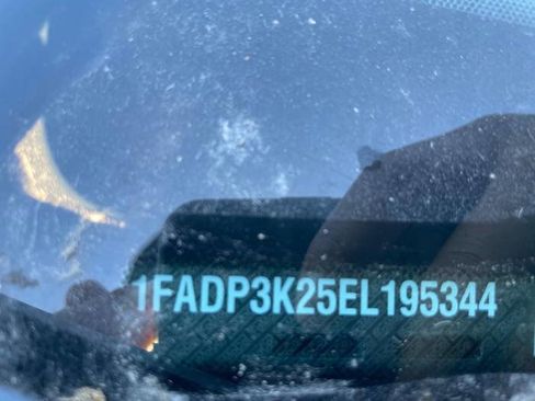 Used 2014 Ford Focus SE w/ Equipment Group 201A image 42