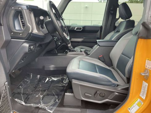Used 2021 Ford Bronco First Edition AWD/4WD image 15