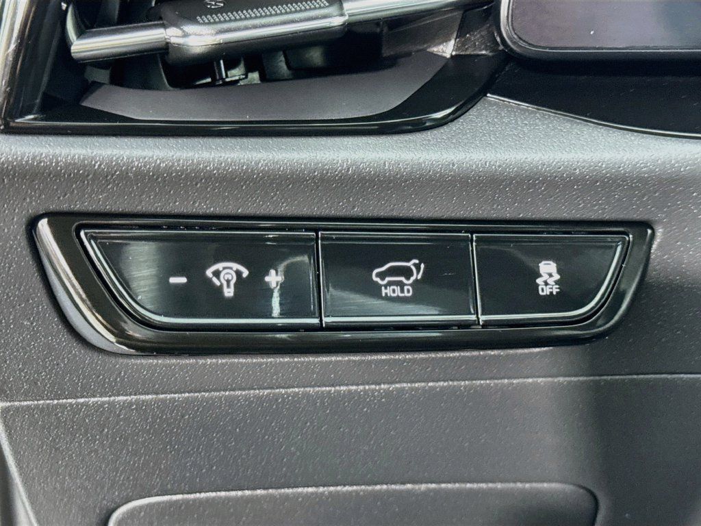 Used 2024 Kia Niro Wind w/ Wind Preserve Package FWD image 20