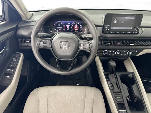 Used 2023 Honda Accord EX image 21