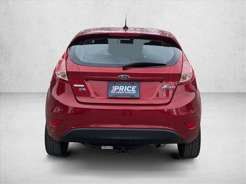 Used 2016 Ford Fiesta SE image 6