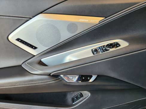 Used 2021 Chevrolet Corvette Stingray image 23