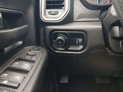 Used 2024 RAM 3500 Tradesman w/ Chrome Appearance Group image 13