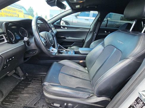 Used 2022 Kia K5 GT-Line image 9