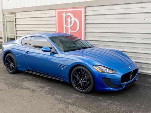 Used 2016 Maserati GranTurismo Sport image 41