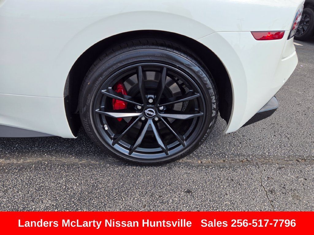 Used 2025 Nissan Z Performance w/ Floor Mat Package RWD image 12