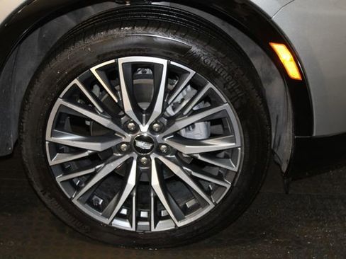 Certified 2025 Cadillac XT4 Sport image 38