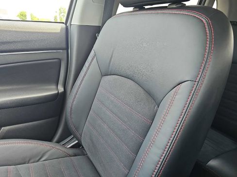 Used 2023 Mitsubishi Outlander Sport SE image 33