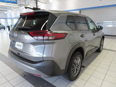 Used 2023 Nissan Rogue S image 13