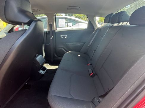 Used 2026 Kia K4 FWD image 21