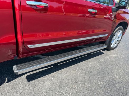 Used 2024 Chevrolet Silverado 1500 High Country AWD/4WD image 17