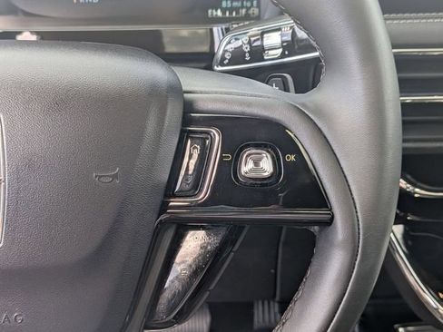 Certified 2023 Lincoln Corsair AWD w/ Equipment Group 101A image 21