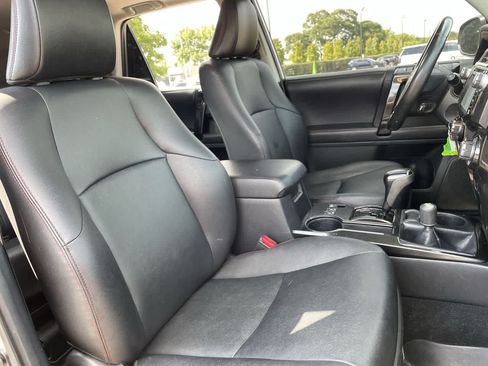 Used 2016 Toyota 4Runner Trail Premium AWD/4WD image 14
