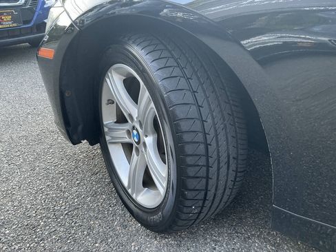 Used 2014 BMW 320i xDrive Sedan AWD/4WD image 9
