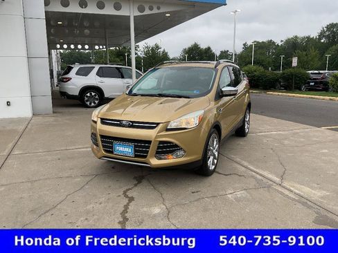 Used 2014 Ford Escape SE w/ SE Chrome Package FWD image 1