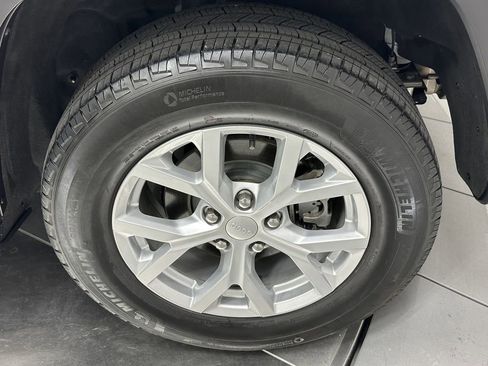 Used 2023 Jeep Grand Cherokee Limited w/ Trailer Tow Prep Group (B) image 22