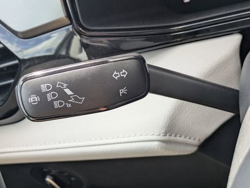 New 2026 Volkswagen Taos S FWD image 27