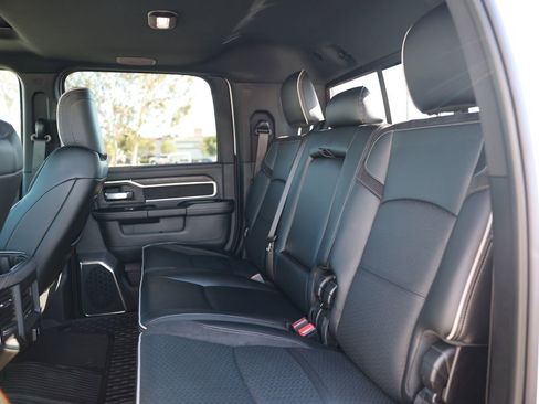 New 2026 RAM 3500 Laramie AWD/4WD image 32