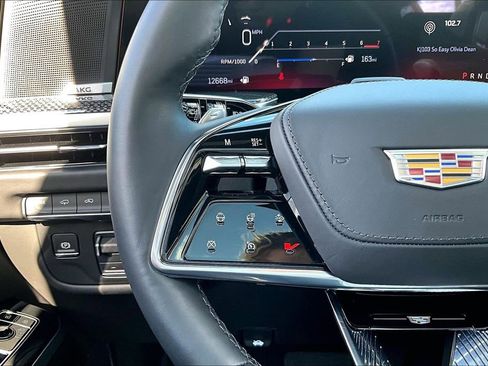 Used 2025 Cadillac Escalade V w/ LPO, Floor Liner Package image 20