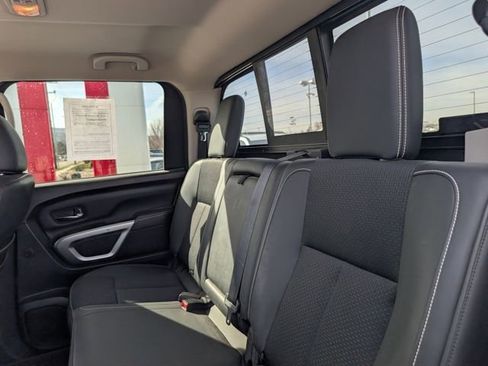 Used 2018 Nissan Titan PRO-4X AWD/4WD image 8