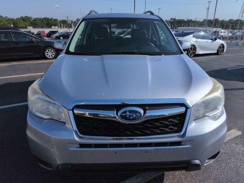 Used 2014 Subaru Forester 2.5i Touring AWD/4WD image 9