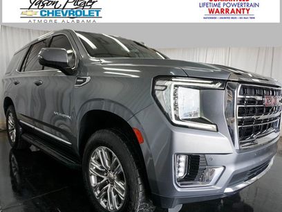 Used 2022 GMC Yukon SLT w/ SLT Premium Package
