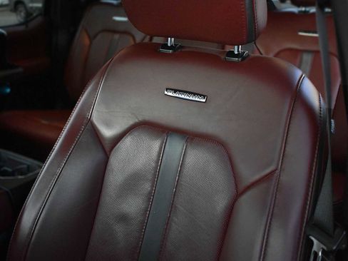 Used 2019 Ford F150 Platinum w/ Equipment Group 701A Luxury image 10