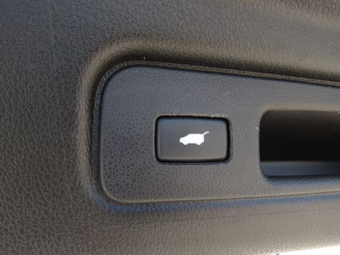 Certified 2018 Acura RDX w/Advance Pkg image 11