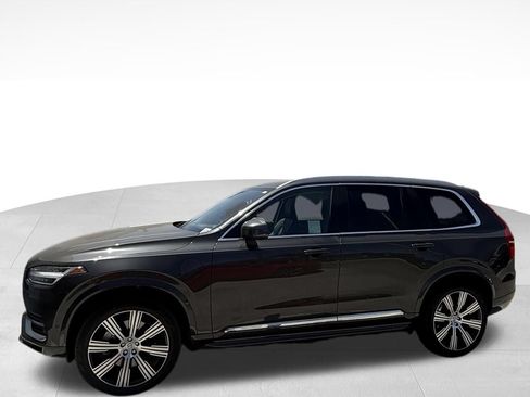 Used 2023 Volvo XC90 T8 Plus w/ Protection Package Premier AWD/4WD image 3