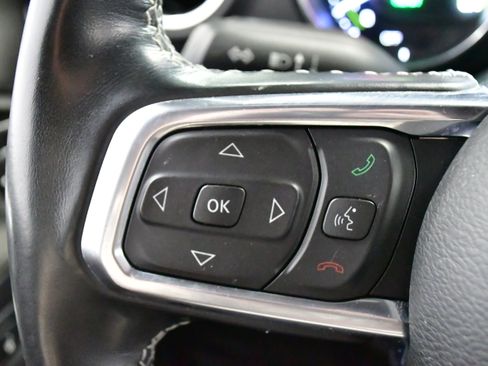 Used 2022 Jeep Wrangler Unlimited Sahara w/ Cold Weather Group image 37