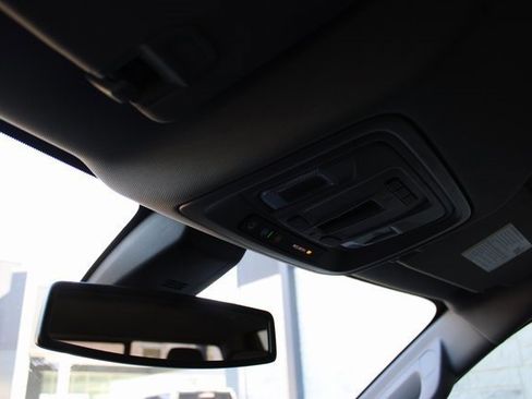 Used 2019 GMC Sierra 1500 SLT image 26