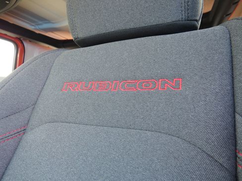 New 2025 Jeep Wrangler Unlimited Rubicon w/ XTREMEE 35" Tire Package image 20