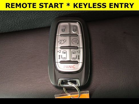 New 2026 Chrysler Pacifica Limited w/ S Appearance Package image 11