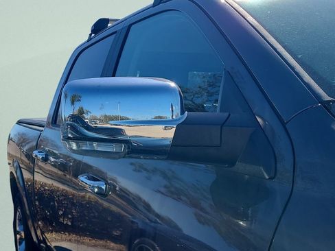 Used 2017 RAM 1500 Laramie w/ Convenience Group image 10