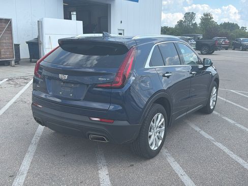 Used 2021 Cadillac XT4 Luxury w/ Cold Weather Package AWD/4WD image 5