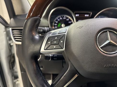 Used 2013 Mercedes-Benz GL 450 4MATIC image 13