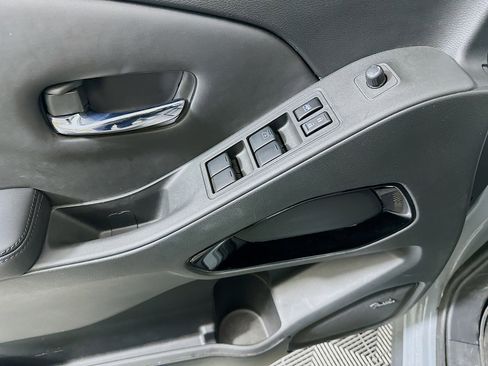 Used 2022 Nissan Frontier PRO-4X w/ Pro-4X Premium Package image 15