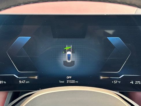 Used 2024 BMW iX xDrive50 w/ Premium Package image 30