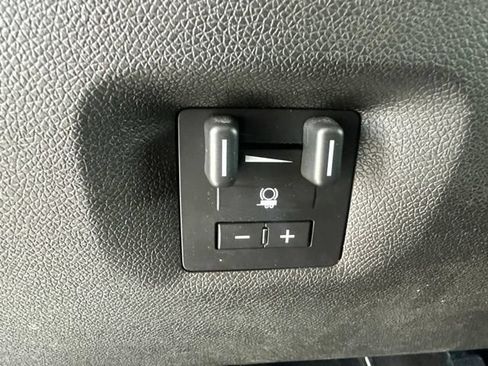 Used 2013 Chevrolet Silverado 2500 LT w/ Interior Plus Package AWD/4WD image 33