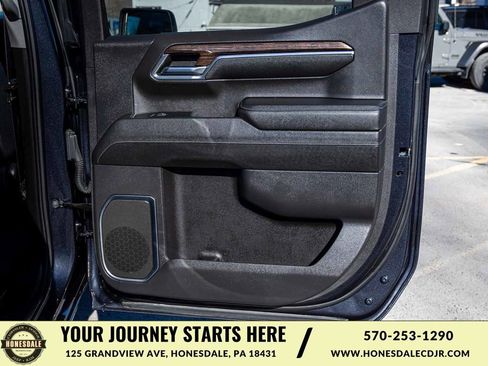 Used 2024 GMC Sierra 1500 Elevation AWD/4WD image 14