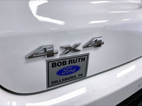 Used 2025 Jeep Compass Limited image 13