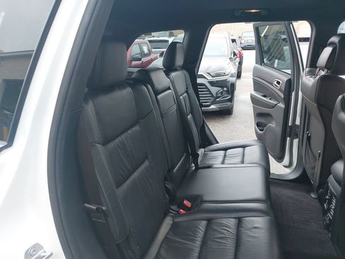 Used 2015 Jeep Grand Cherokee Limited AWD/4WD image 12