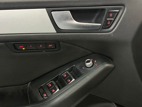 Used 2017 Audi Q5 2.0T Premium Plus w/ Technology Package image 14