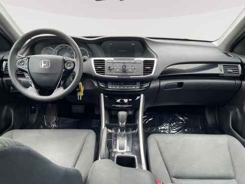 Used 2017 Honda Accord LX image 16