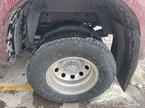 Used 2016 RAM 3500 Laramie w/ Convenience Group image 9