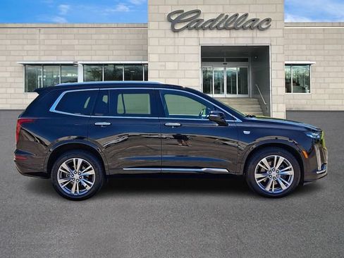 Certified 2024 Cadillac XT6 Premium Luxury w/ LPO, Floor Liner Package AWD/4WD image 9