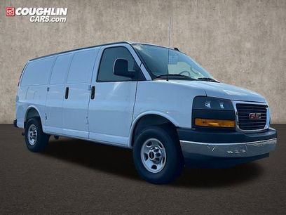 New 2025 GMC Savana 2500 w/ Enhanced Convenience Package