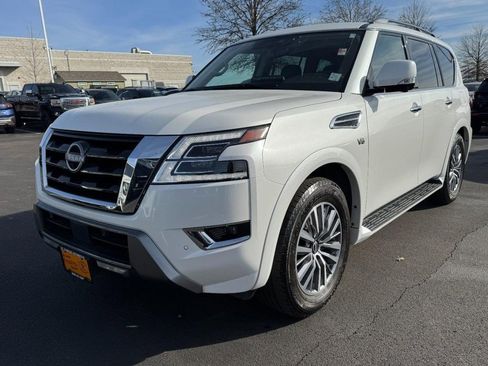 Used 2022 Nissan Armada SL image 7
